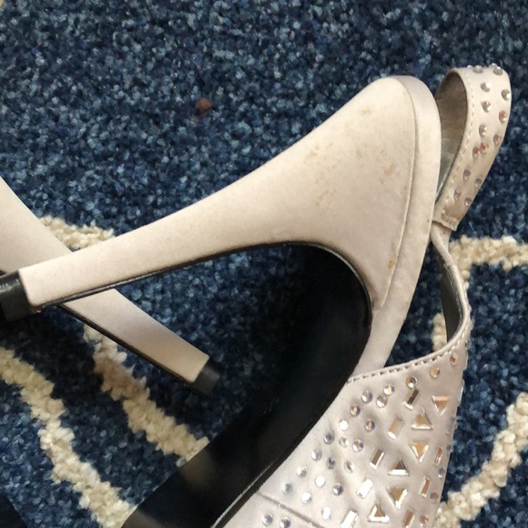 Lulu Townsend grey fabric bling sling-back open toed 5” heels - Picture 5 of 6